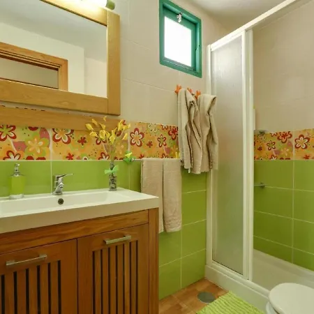 Belvilla By Oyo Sindy Monteparaaso Apartment